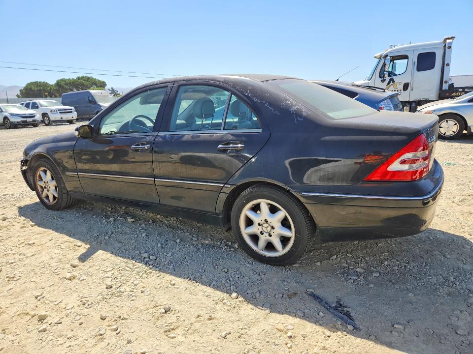 2003 Mercedes-benz C class VIN WDBRF84J53F438620 COPART salvage auction — FRONT END, CA - DIS/DLR/EXP ONLY CLEAN TITLE, sold $325 on 2026-08-20 (photo 2)