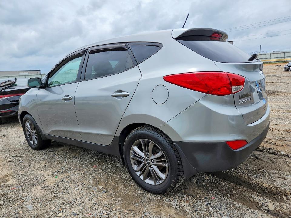 2015 Hyundai Tucson VIN KM8JT3AF4FU025979 COPART salvage auction — MINOR DENT/SCRATCHES, Va - Certificate Of Title, sold $1,600 on 2026-07-31 (photo 2)