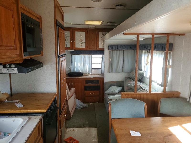 1997 Jayco jay VIN 1UJCJ02N1V5LU0061 COPART salvage auction — ROOF, MI - DEALER ONLY CLEAN TITLE, sold $25 on 2026-09-01 (photo 6)