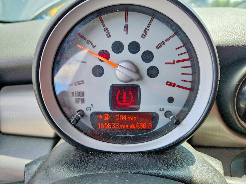 2007 Mini Cooper VIN WMWMF73557TT82161 COPART salvage auction — FRONT END, Oh - Cert Of Title-Salvage, sold $500 on 2026-08-06 (photo 9)