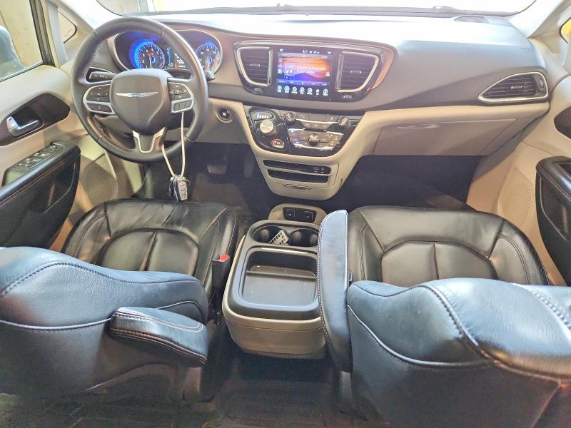2017 Chrysler Pacifica VIN 2C4RC1BGXHR644945 COPART salvage auction — REAR END, Md - Certificate Of Title, sold $3,900 on 2026-07-17 (photo 8)