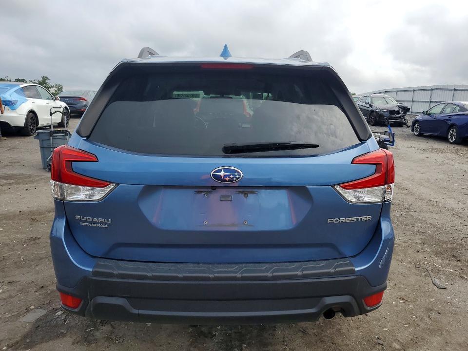 2021 Subaru Forester VIN JF2SKAFC2MH435394 COPART salvage auction — FRONT END, Va - Cert Of Title - Salvage, sold $3,350 on 2026-07-22 (photo 6)