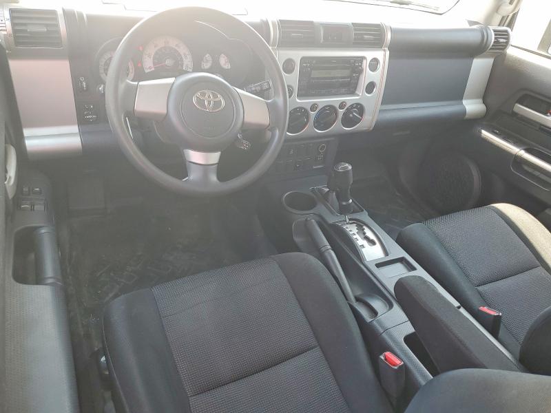 2007 Toyota Fj cruiser VIN JTEBU11F070073333 COPART salvage auction — SIDE, NC - DEALER ONLY CLEAN TITLE, sold $5,100 on 2026-07-30 (photo 8)