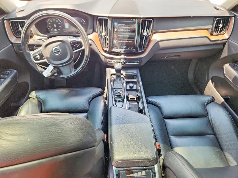 2018 Volvo Xc60 VIN YV4A22RL3J1009789 COPART salvage auction — VANDALISM, Fl - Cert Of Title Slvg Rebuildable, sold $5,700 on 2026-08-10 (photo 8)
