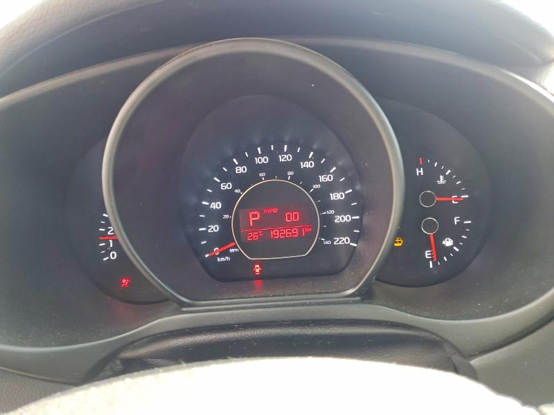 2018 Kia Soul VIN KNDJP3A50J7515990 COPART salvage auction — SIDE, Ab - Bos - Salvage, sold $200 on 2026-07-09 (photo 9)