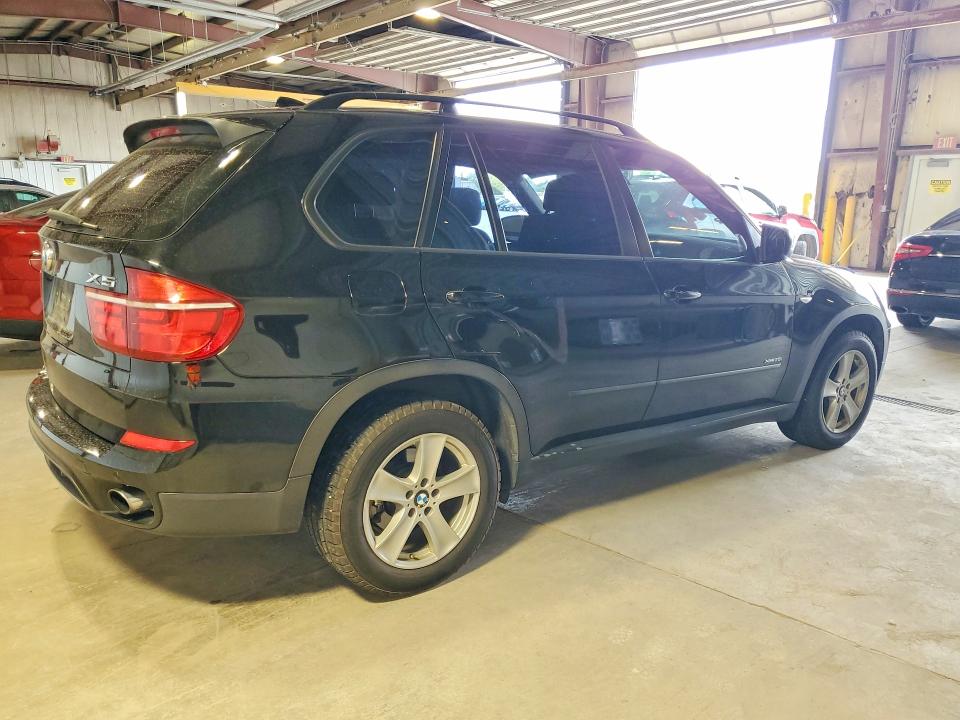 2013 BMW X5 VIN 5UXZV4C58D0E12326 COPART salvage auction — MECHANICAL, Il - Cert Of Title-Rebuilt, sold $500 on 2026-07-29 (photo 3)