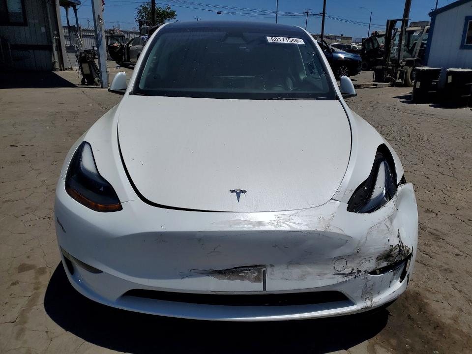 2024 Tesla Model y VIN 7SAYGAEE5RF042917 COPART salvage auction — FRONT END, Ca - Salvage Certificate, sold $13,800 on 2026-07-30 (photo 5)