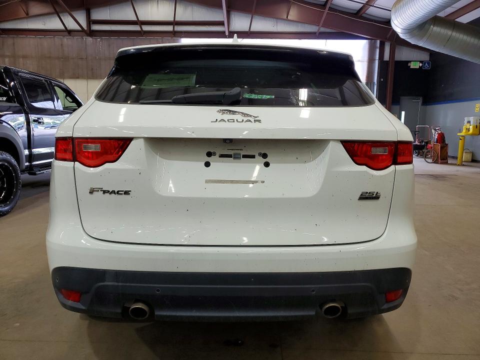 2019 Jaguar F-pace VIN SADCS2FXXKA356710 COPART salvage auction — MINOR DENT/SCRATCHES, PA - CERT OF TITLE (P), sold $2,050 on 2026-07-10 (photo 6)