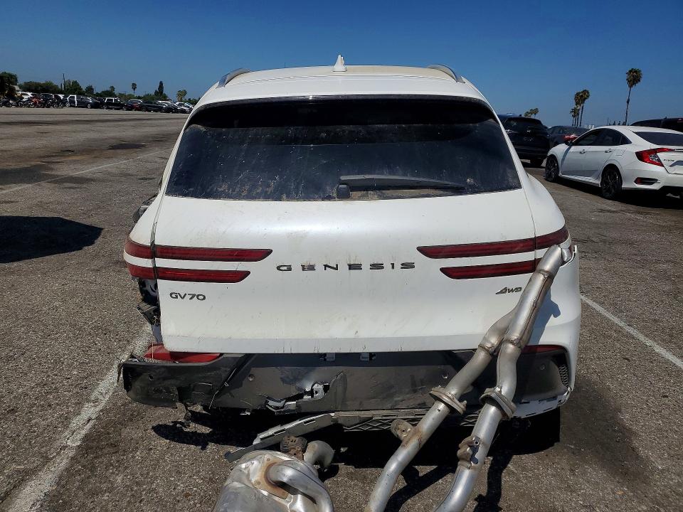 2026 Genesis Gv70 VIN KMUMADTB8TU273295 COPART salvage auction — ROLLOVER, FL - CERTIFICATE OF DESTRUCTION, sold $2,900 on 2026-09-13 (photo 6)