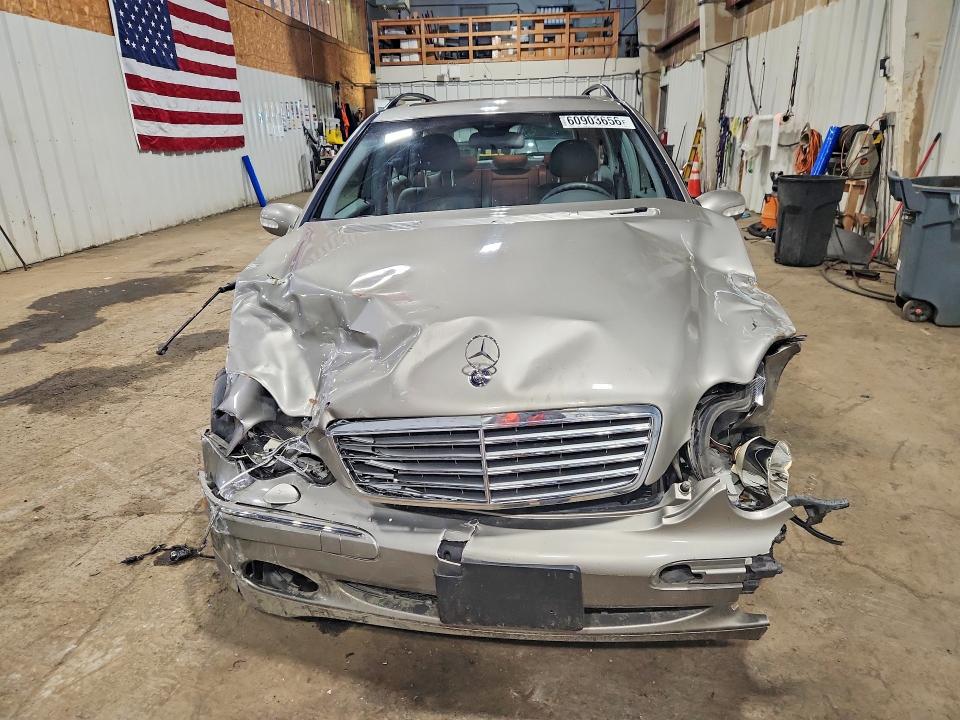 2003 Mercedes-benz C-klasse VIN WDBRH81J83F372062 COPART salvage auction — FRONT END, Ak - Bill Of Sale- Salvage, sold $25 on 2026-08-11 (photo 5)