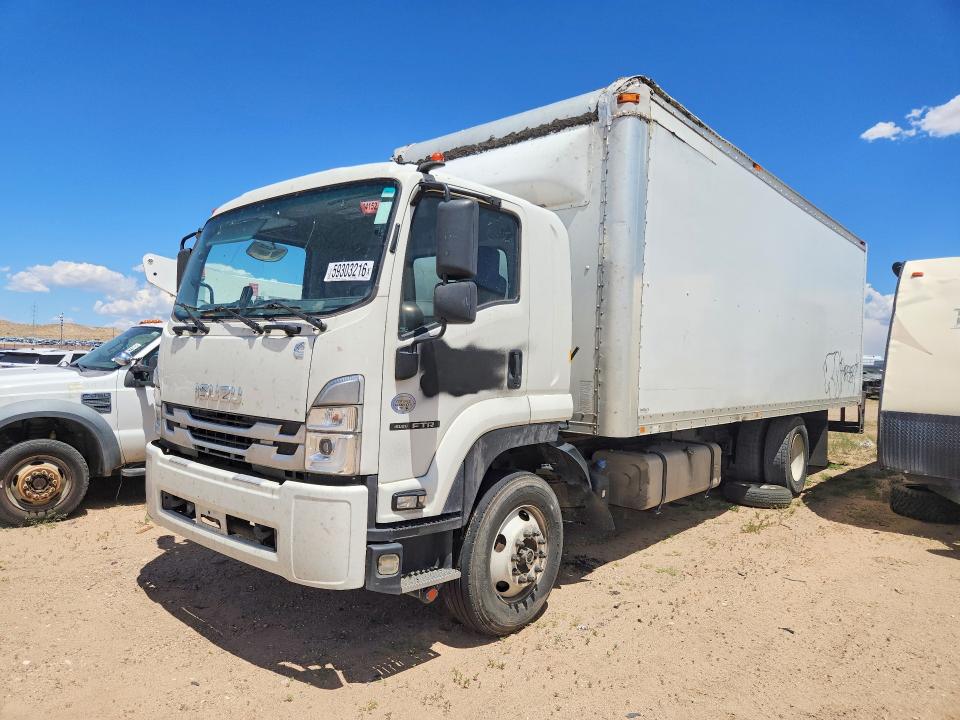 2022 Isuzu VIN 54DK6S1F9NSA50198 — COPART salvage auction photo