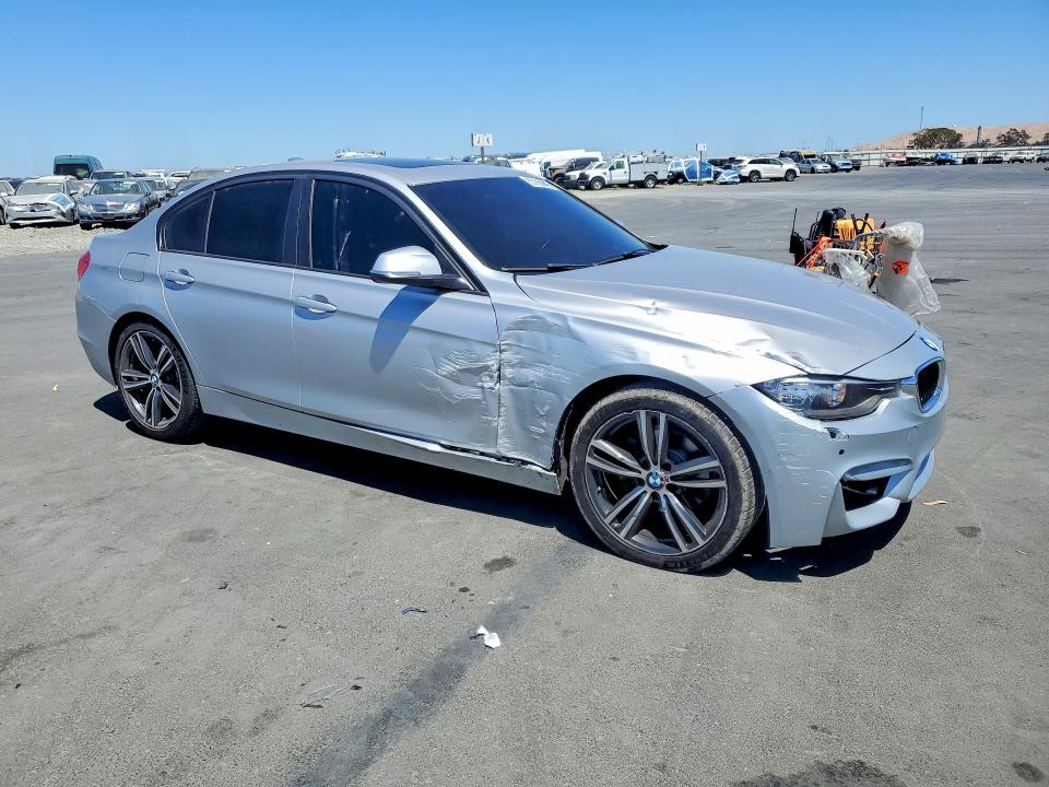 2014 BMW 3er VIN WBA3A5G56ENP27160 COPART salvage auction — FRONT END, Ca - Salvage Certificate, sold $2,250 on 2026-08-10 (photo 4)