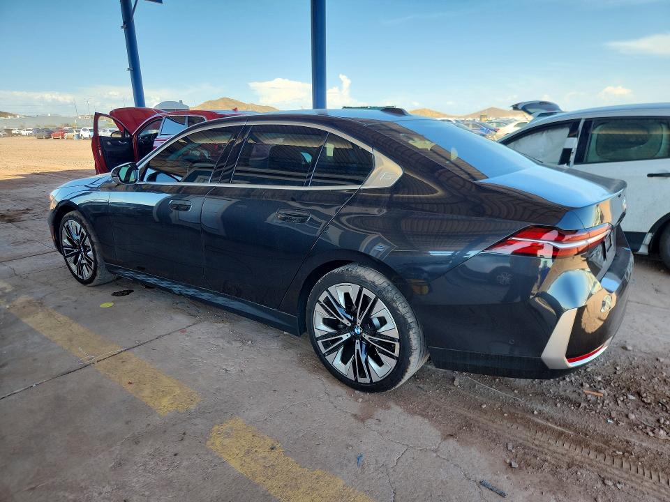 2025 BMW 5er VIN WBA43FJ00SCU33424 COPART salvage auction — SIDE, Az - Cert Of Title - Salvage, sold $175 on 2026-07-30 (photo 2)