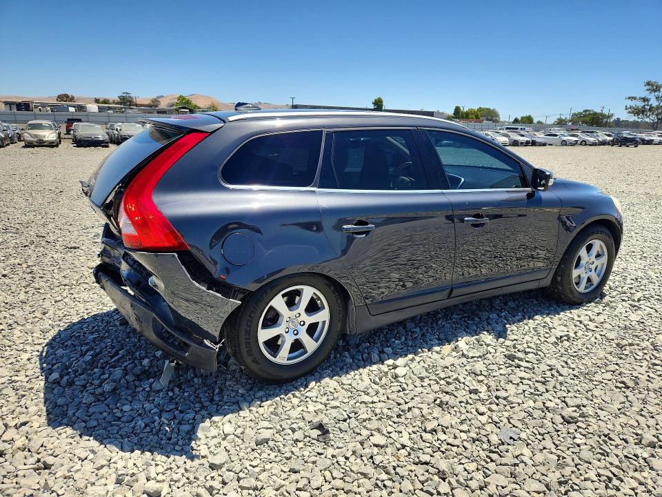 2011 Volvo Xc60 VIN YV4940DZ1B2210101 COPART salvage auction — REAR END, Ca - Salvage Certificate, sold $550 on 2026-08-20 (photo 3)