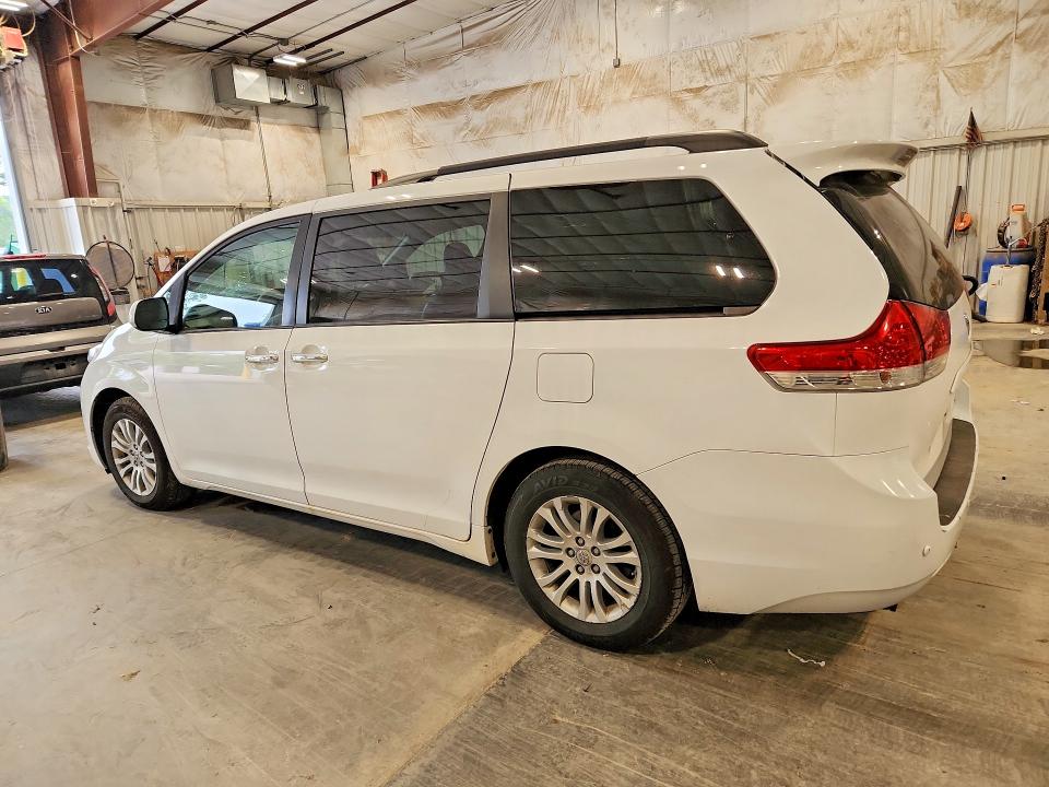 2014 Toyota Sienna VIN 5TDYK3DC2ES411942 COPART salvage auction — HAIL, Wi - Certificate Of Title, sold $300 on 2026-07-29 (photo 2)