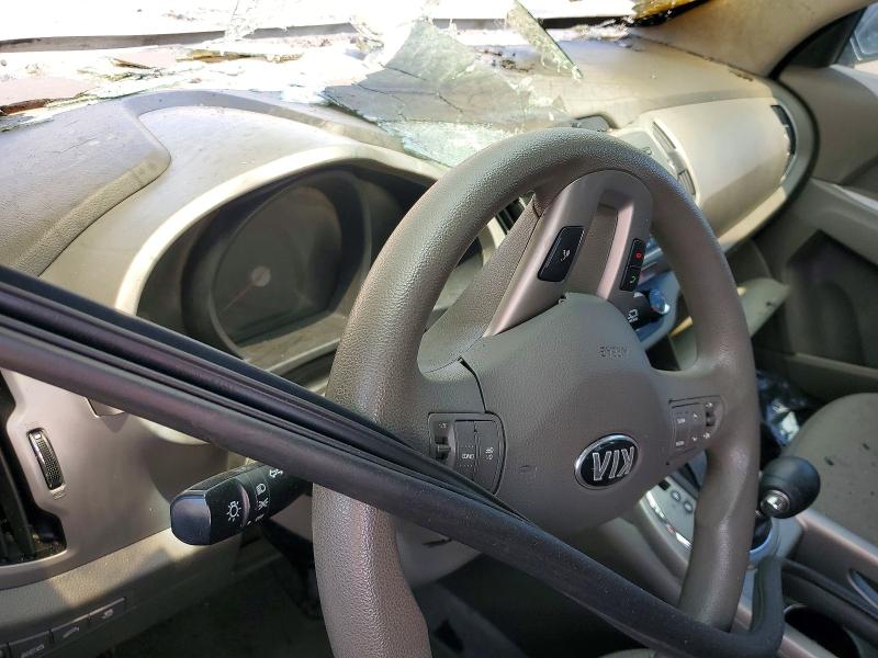2016 Kia Sportage VIN KNDPBCAC7G7821553 COPART salvage auction — BURN, Co - Salvage Title, sold $250 on 2026-07-22 (photo 9)