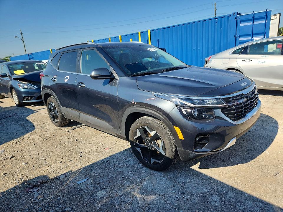 2024 Kia Seltos VIN KNDER2AAXR7651753 COPART salvage auction — REAR END, IN - CERT OF TITLE-SALVAGE TITLE, sold $4,200 on 2026-07-31 (photo 4)