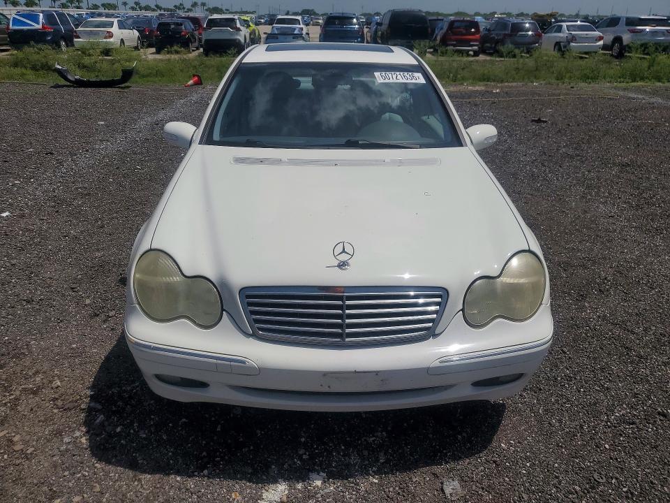 2002 Mercedes-benz C class VIN WDBRF61J92F295131 COPART salvage auction — MINOR DENT/SCRATCHES, Wi - Certificate Of Title, sold $350 on 2026-07-20 (photo 5)