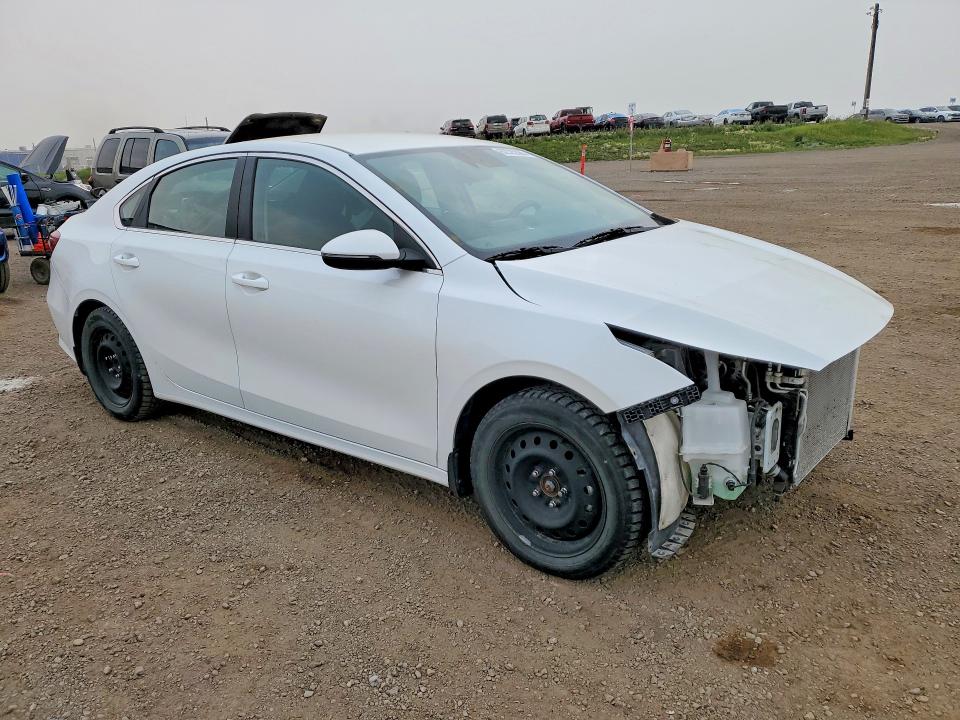 2024 Kia Forte VIN 3KPF34AD1RE785210 COPART salvage auction — FRONT END, Ab - Bos - Salvage, sold $2,600 on 2026-07-28 (photo 4)