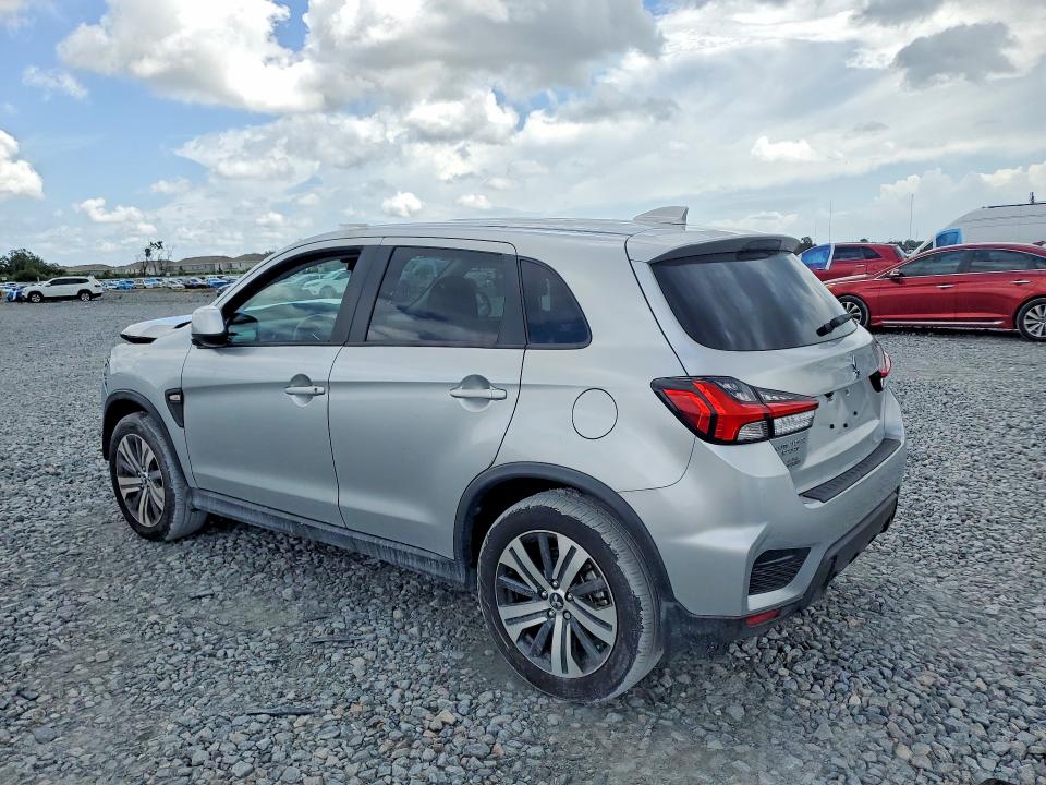 2025 Mitsubishi Outlander VIN JA4ARUAU0SU015395 COPART salvage auction — FRONT END, FL - CERTIFICATE OF TITLE, sold $8,100 on 2026-07-28 (photo 2)