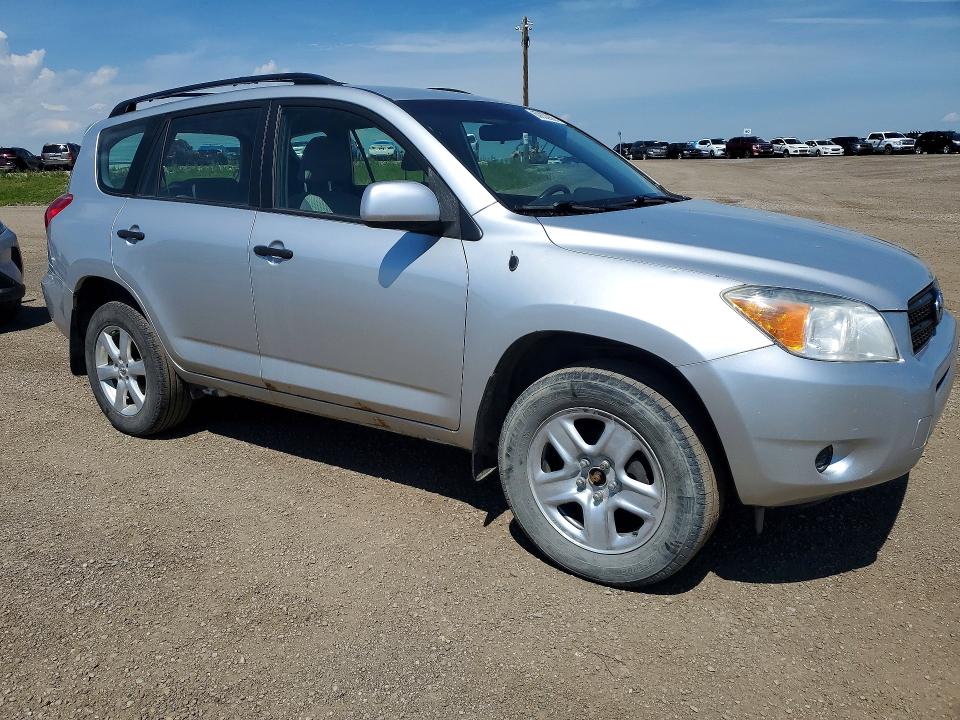 2008 Toyota Rav4 VIN JTMBD33V386068663 COPART salvage auction — HAIL, AB - BOS - ACTIVE, sold $1,700 on 2026-07-21 (photo 4)