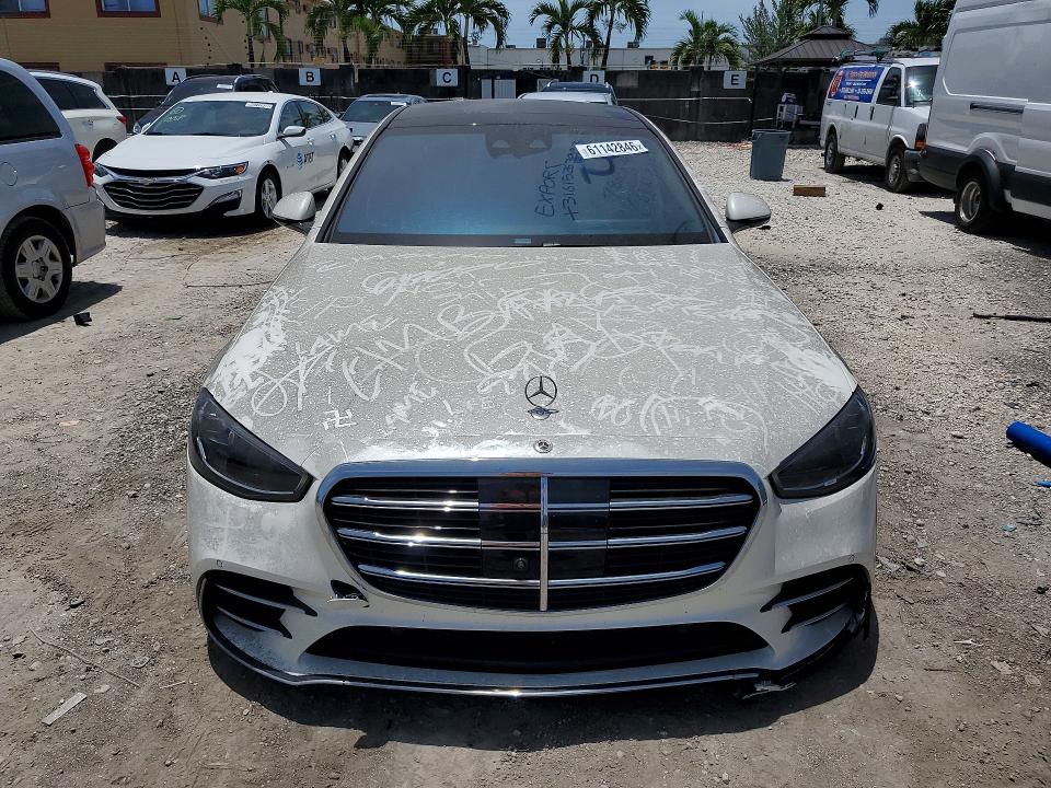 2022 Mercedes-benz S-klasse VIN W1K6G6DB0NA160147 COPART salvage auction — MINOR DENT/SCRATCHES, Fl - Cert Of Title-Salvage Theft, sold $18,200 on 2026-07-28 (photo 5)