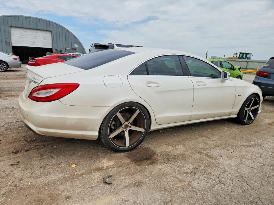 2012 Mercedes-benz Cls-klasse VIN WDDLJ9BBXCA055069 COPART salvage auction — WATER/FLOOD, KS - CERT OF TITLE-SALVAGE, sold $175 on 2026-08-05 (photo 3)