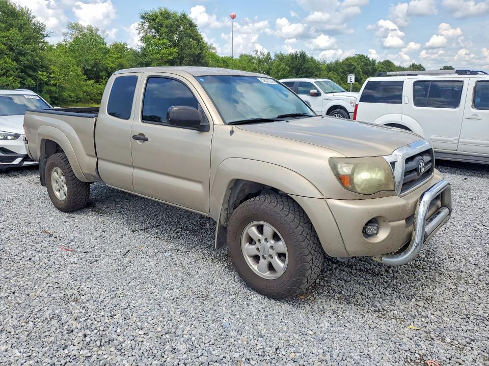 2008 Toyota Tacoma VIN 5TETX62NX8Z549382 COPART salvage auction — REAR END, La - Cert Of Title-Salvage, sold $3,950 on 2026-07-13 (photo 4)