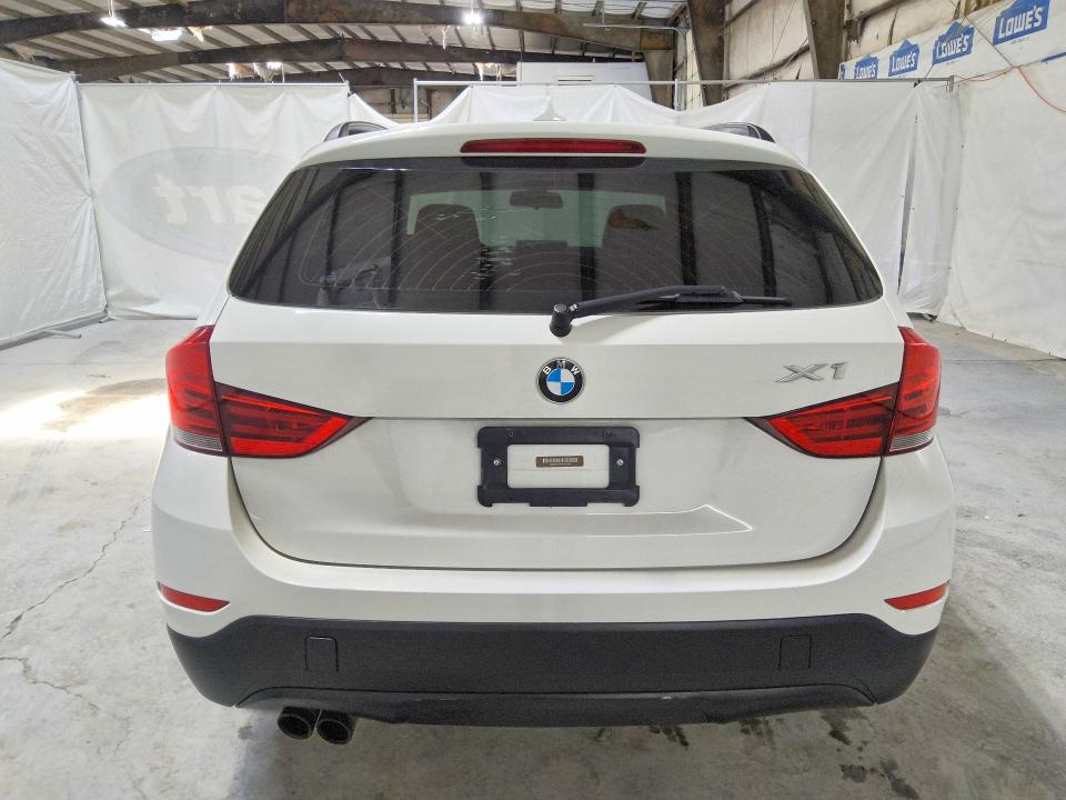 2015 BMW X1 VIN WBAVM1C57FV318150 COPART salvage auction — MINOR DENT/SCRATCHES, Fl - Certificate Of Destruction, sold $600 on 2026-08-20 (photo 6)