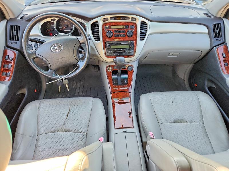 2006 Toyota Highlander VIN JTEEP21A360153805 COPART salvage auction — NORMAL WEAR, WA - VEHICLE CERT OF OWNERSHIP-TITL, sold $475 on 2026-07-31 (photo 8)