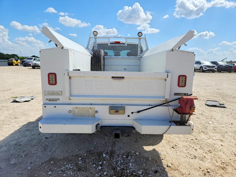 2019 Ford F-250 super duty VIN 1FD7X2B67KEC83960 COPART salvage auction — MINOR DENT/SCRATCHES, TX - CERTIFICATE OF TITLE, sold $14,000 on 2026-07-28 (photo 6)