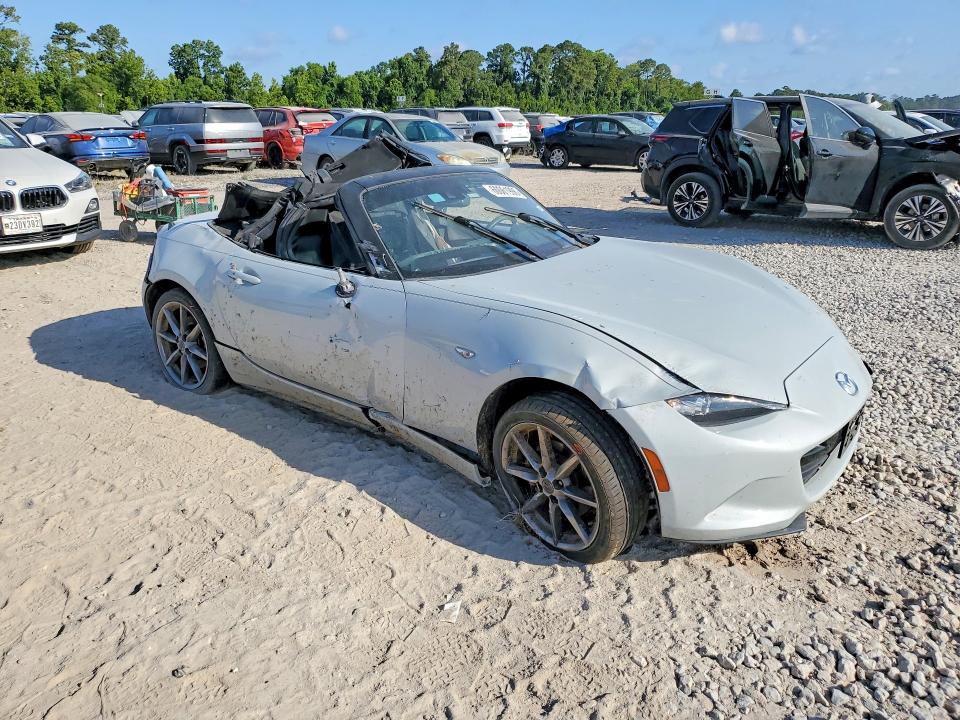 2016 Mazda Mx-5 miata VIN JM1NDAD71G0115076 COPART salvage auction — ALL OVER, Tx - Salvage Vehicle Title, sold $1,550 on 2026-07-31 (photo 4)