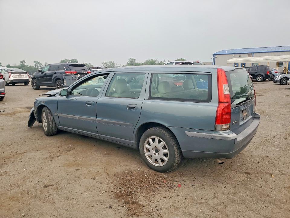 2002 Volvo V70 VIN YV1SW61R921261464 COPART salvage auction — FRONT END, PA - CERTIFICATE OF SALVAGE, sold $375 on 2026-08-14 (photo 2)