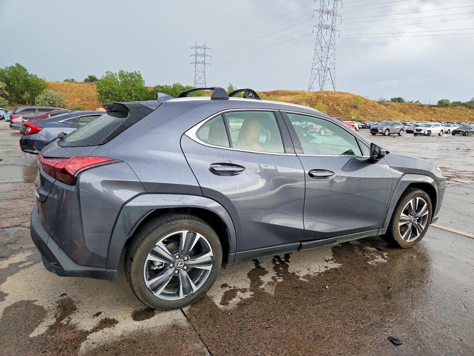 2025 Lexus Ux VIN JTHUCJDH9S2001488 COPART salvage auction — FRONT END, Co - Public - Salvage Title, sold $17,300 on 2026-08-24 (photo 3)
