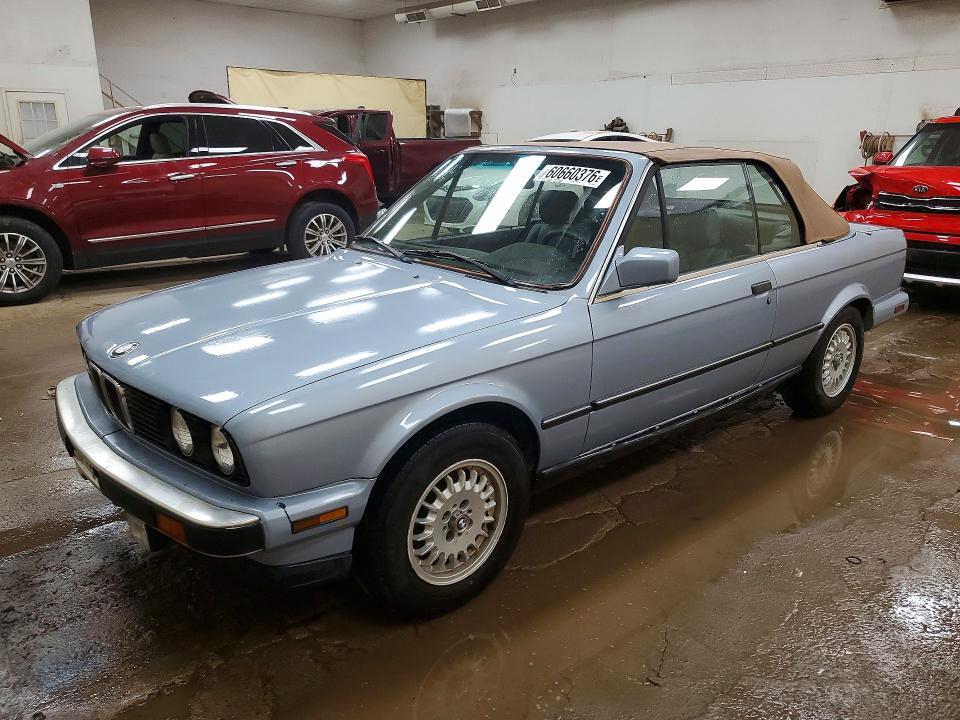 1990 BMW 3er VIN WBABB2316LEC23136 COPART salvage auction — ROOF, Mi - Certificate Of Title, sold $2,150 on 2026-08-12 (photo 1)