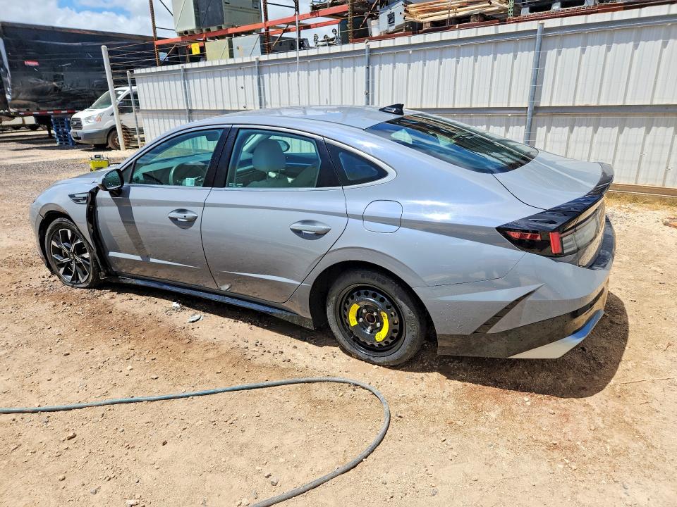 2024 Hyundai Sonata VIN KMHL64JA7RA378099 COPART salvage auction — FRONT END, Hi - Certificate Of Title (P), sold $2 on 2026-07-27 (photo 2)