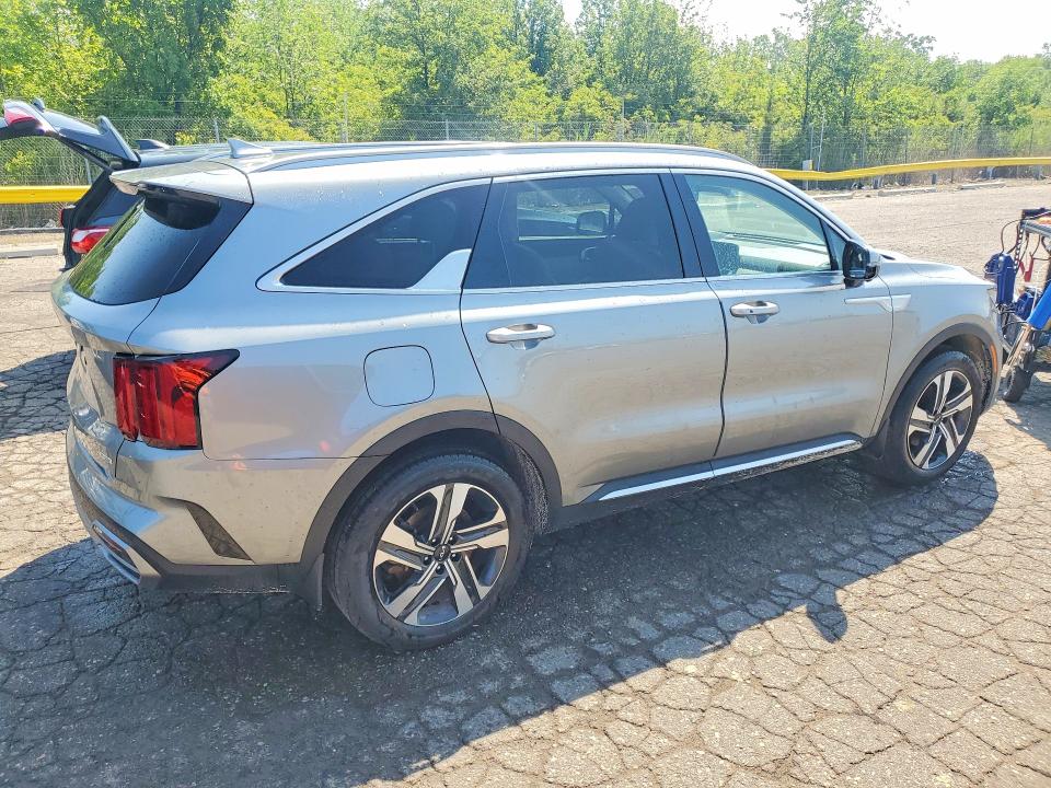 2023 Kia Sorento VIN KNDRMDLH8P5186727 COPART salvage auction — UNDERCARRIAGE, Mi - Scrap Certificate Of Title, sold $6,500 on 2026-07-28 (photo 3)