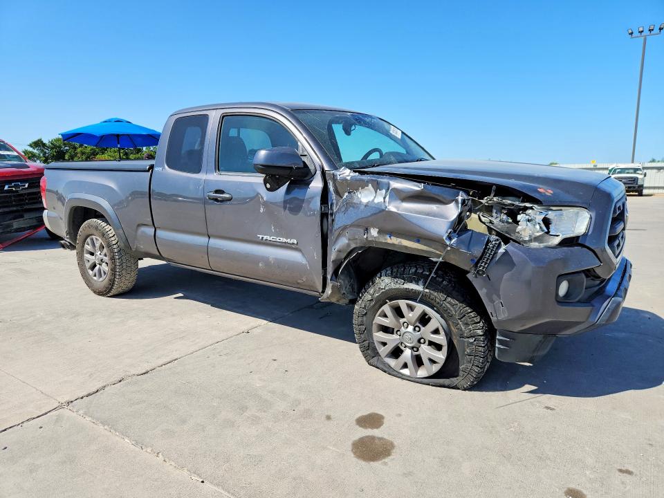 2017 Toyota Tacoma VIN 5TFSZ5AN4HX072781 COPART salvage auction — FRONT END, Tx - Salvage Vehicle Title, sold $8,600 on 2026-07-23 (photo 4)
