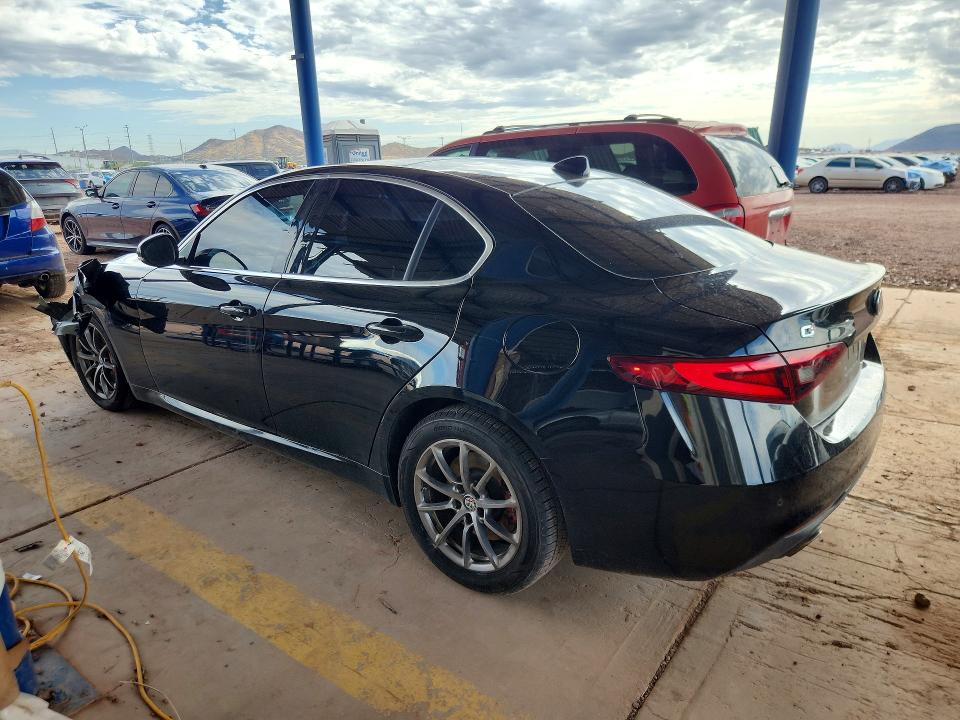 2018 Alfa romeo Giulia VIN ZARFAEDN2J7570817 COPART salvage auction — FRONT END, Az - Cert Of Title - Salvage, sold $4,550 on 2026-08-20 (photo 2)