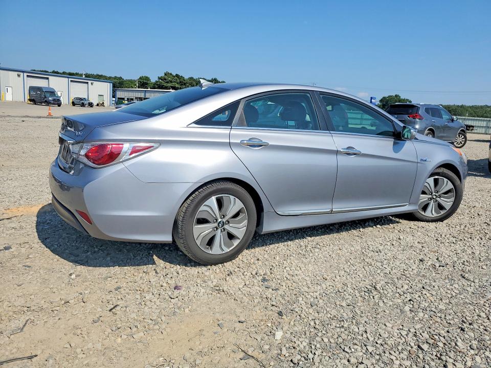 2014 Hyundai Sonata VIN KMHEC4A40EA112610 COPART salvage auction — MINOR DENT/SCRATCHES, Ar - Certificate Of Title, sold $750 on 2026-07-27 (photo 3)
