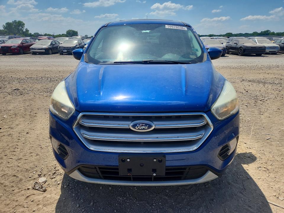 2017 Ford Escape VIN 1FMCU0GD7HUC78775 COPART salvage auction — MINOR DENT/SCRATCHES, MO - DEALER ONLY CLEAN TITLE, sold $425 on 2026-07-26 (photo 5)