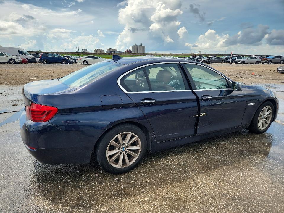 2016 BMW 5er VIN WBA5A5C54GD529099 COPART salvage auction — WATER/FLOOD, LA - CERT OF TITLE-SALVAGE FLOOD, sold $375 on 2026-07-22 (photo 3)