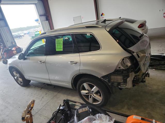 2011 Volkswagen Touareg VIN WVGFK9BP0BD002003 COPART salvage auction — FRONT END, FL - CERT OF TITLE SLVG REBUILDABLE, sold $1,900 on 2026-07-14 (photo 2)