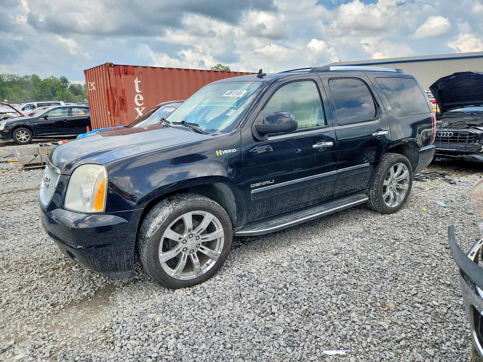2010 Gmc Yukon VIN 1GKUKGEJ4AR160888 COPART salvage auction — MINOR DENT/SCRATCHES, AL - CERTIFICATE OF TITLE (P), sold $1,200 on 2026-07-22 (photo 1)