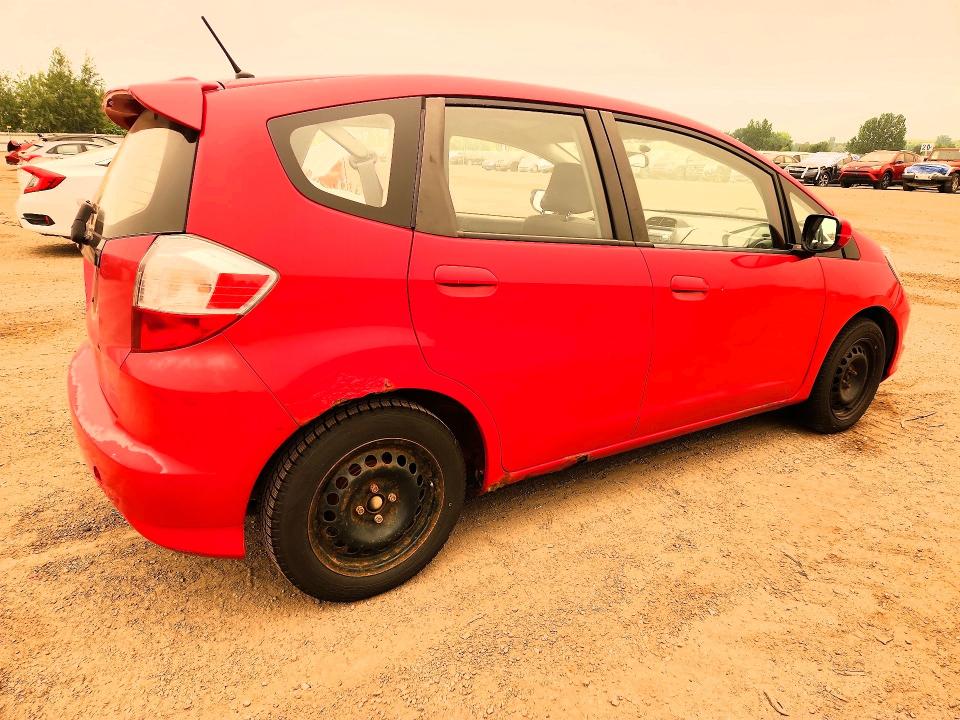 2009 Honda Fit VIN JHMGE88539S802637 COPART salvage auction — MECHANICAL, On - Permit No Brand - Unfit, sold $275 on 2026-07-28 (photo 3)