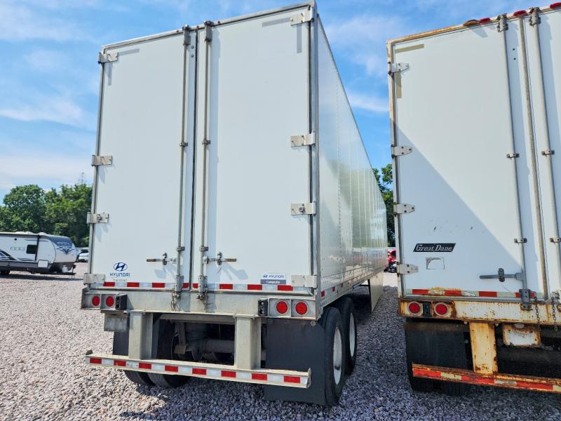 2019 Hytr VIN 3H3V532CXKR456027 COPART salvage auction — MINOR DENT/SCRATCHES, AZ - CERT OF TITLE - SALVAGE, sold $7,700 on 2026-07-30 (photo 4)