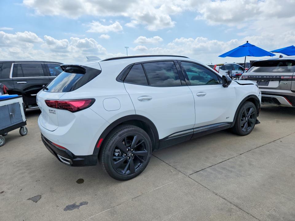 2025 Buick Envision VIN LRBFZLE44SD089286 COPART salvage auction — FRONT END, Tx - Salvage Vehicle Title, sold $10,700 on 2026-08-24 (photo 3)