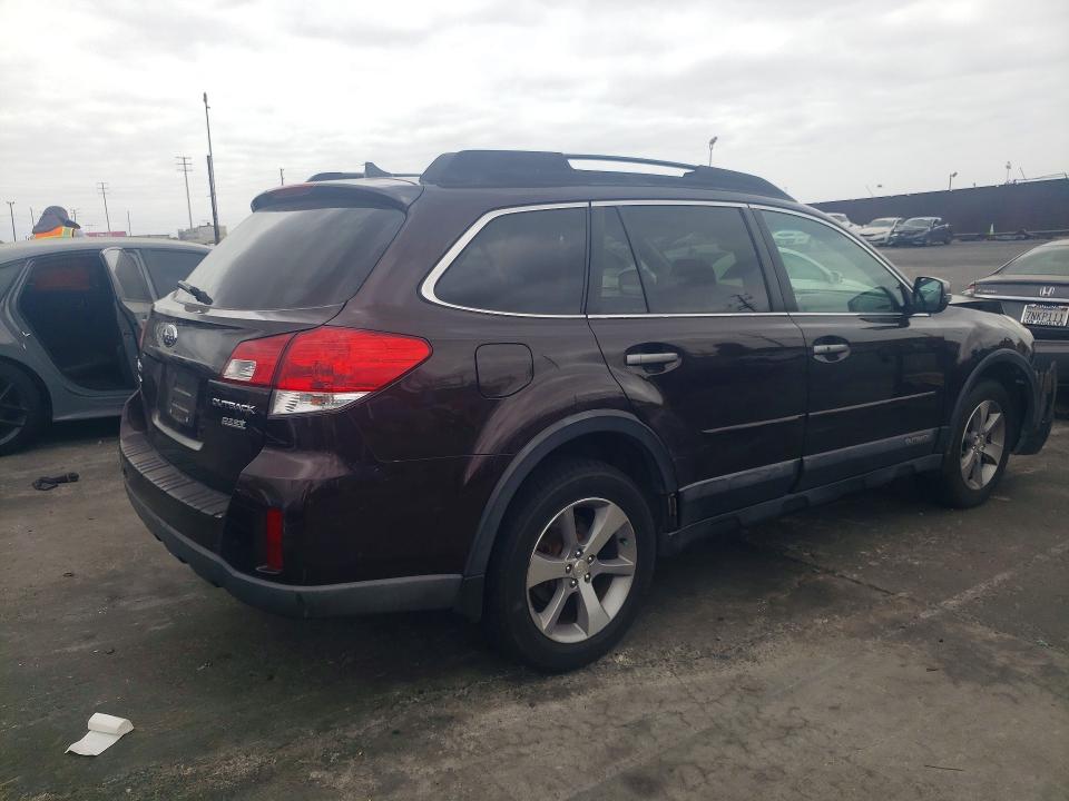 2013 Subaru Outback VIN 4S4BRBSC8D3236526 COPART salvage auction — FRONT END, Salvage Title, sold $1,250 on 2026-07-22 (photo 3)