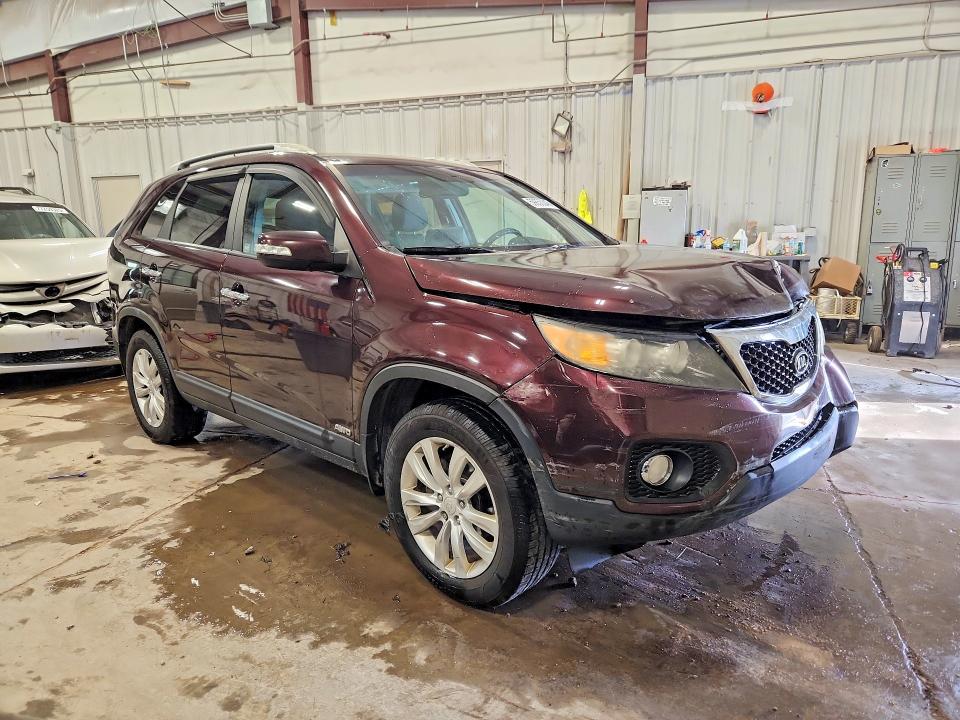 2011 Kia Sorento VIN 5XYKTDA26BG113147 COPART salvage auction — FRONT END, Wi - Junked Vehicle Bill Of Sale, sold $950 on 2026-07-27 (photo 4)