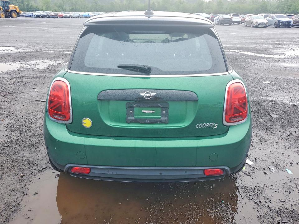 2026 Mini Hard top VIN WMW13DJ09P2S93569 COPART salvage auction — FRONT END, Ct - Cert Of Title-Salvage, sold $6,200 on 2026-08-07 (photo 6)